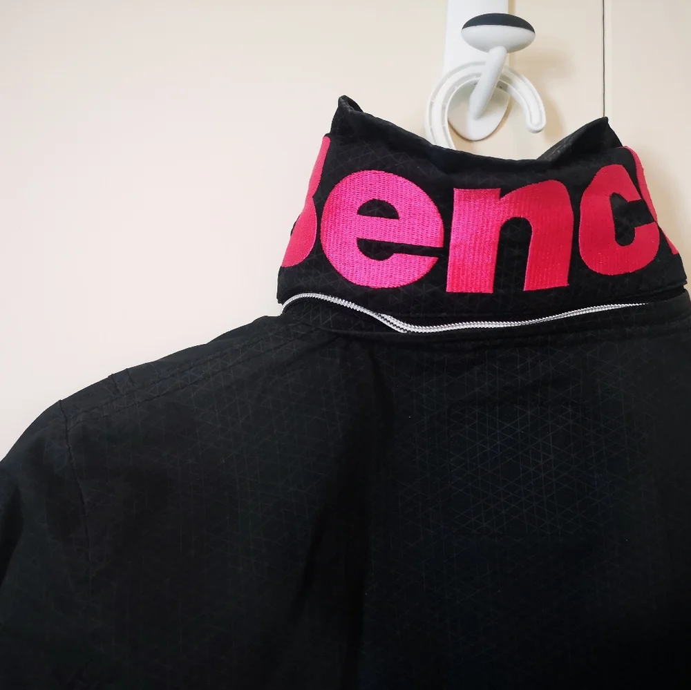 Bench Jacket - Picture 2 of 4